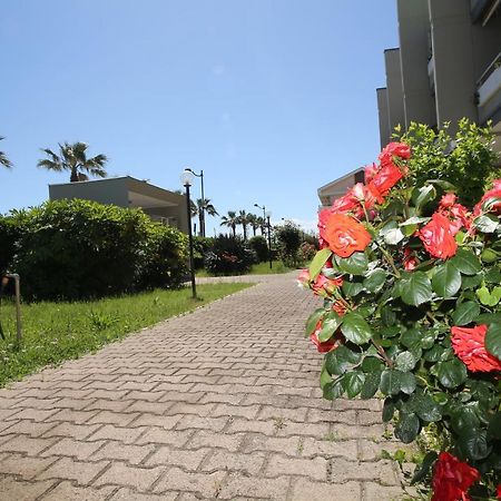 Montesilvano Marina Residence Le Palme מראה חיצוני תמונה