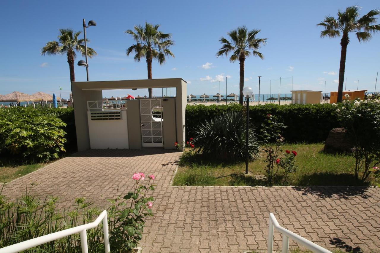 Montesilvano Marina Residence Le Palme מראה חיצוני תמונה